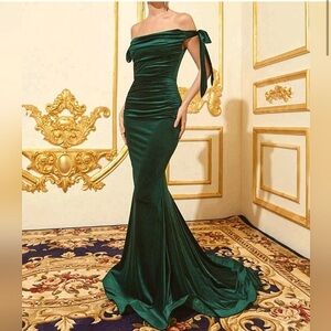 Glam Velvet Ruched Bodycon Stretch Maxi Mermaid Gown Dress Deep Green